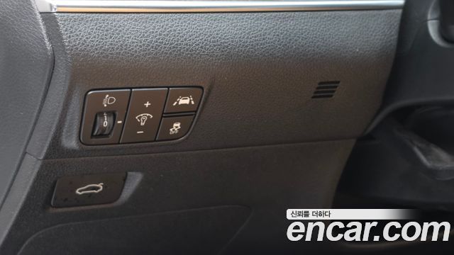 Kia K5 (III) 2.0 Noblesse 2022 — фото 23