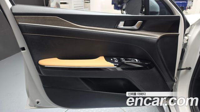 Kia K5 (III) 2.0 Noblesse 2022 — фото 30