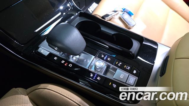 Kia K7 Premier Hybrid Noblesse 2021 — фото 9