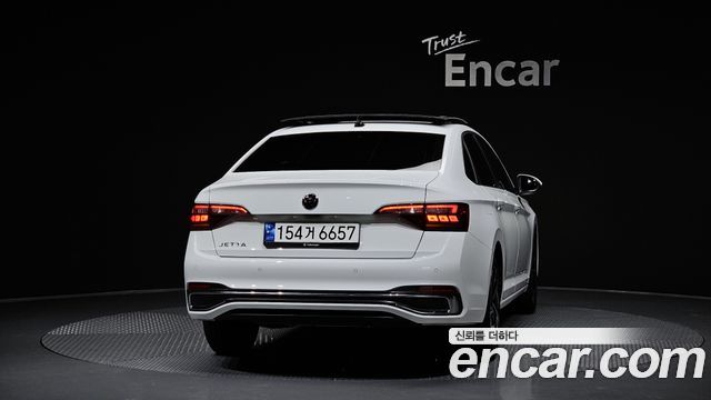 Volkswagen Jetta (VII) 1.5 TSI Prestige 2023 — фото 4