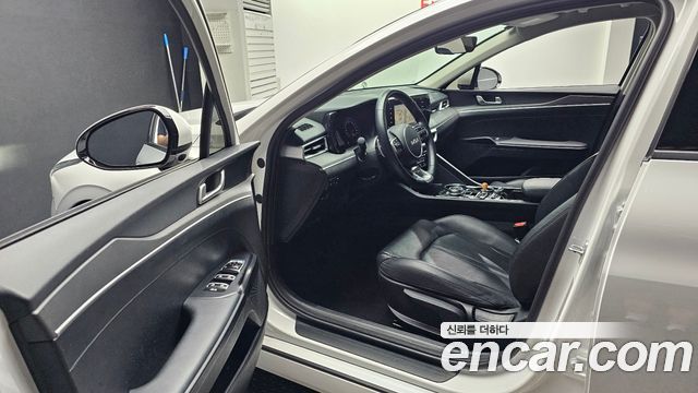 Kia K5 (III) 2.0 LPI(Renter car) Strandard 2023 — фото 10