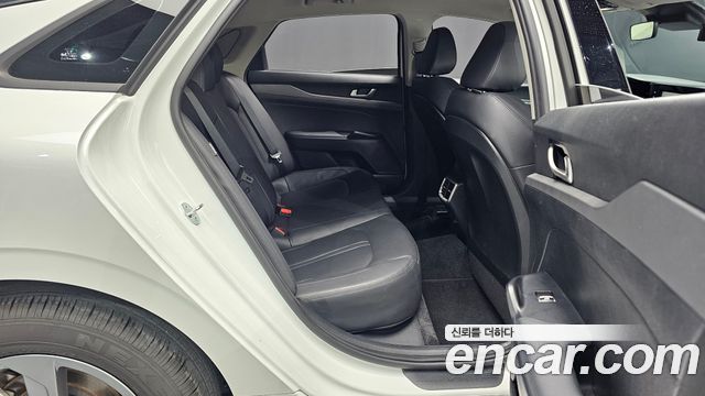 Kia K5 (III) 2.0 LPI(Renter car) Strandard 2023 — фото 11