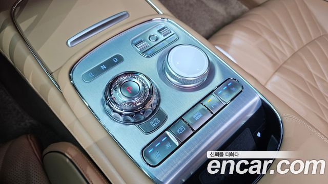 Genesis G90 (RS4) Gasoline 3.5 Turbo AWD 2022 — фото 9