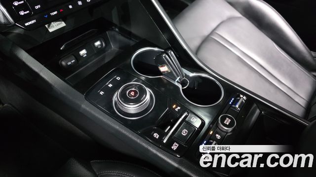 Kia K5 (III) 2.0 Prestige 2022 — фото 9