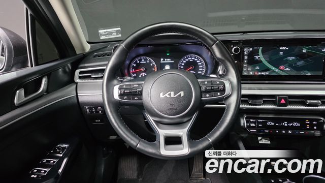Kia K5 (III) 2.0 Prestige 2022 — фото 14