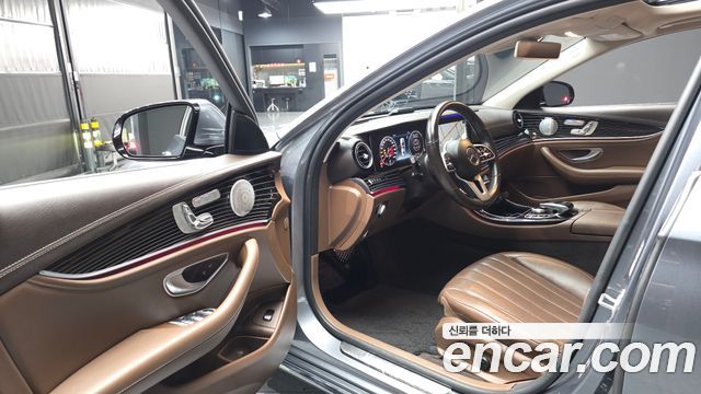 Mercedes-Benz E-Class (W213) E450 4MATIC Exclusive 2020 — фото 10
