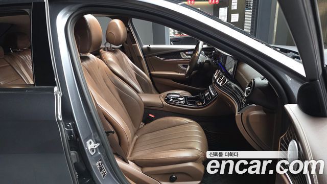Mercedes-Benz E-Class (W213) E450 4MATIC Exclusive 2020 — фото 15
