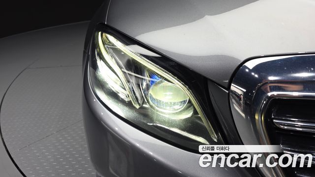 Mercedes-Benz E-Class (W213) E450 4MATIC Exclusive 2020 — фото 28