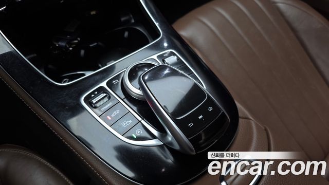 Mercedes-Benz E-Class (W213) E450 4MATIC Exclusive 2020 — фото 33