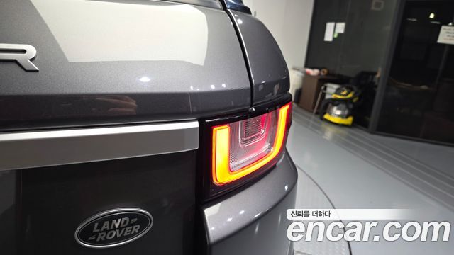 Land Rover Range Rover Evoque 2.0 TD4 HSE 2018 — фото 23