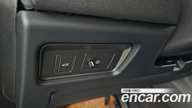 Land Rover Range Rover Evoque 2.0 TD4 HSE 2018 — фото 33
