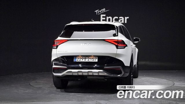 Kia Sportage (V) Diesel 2.0 2WD Nobleless 2024 — фото 4