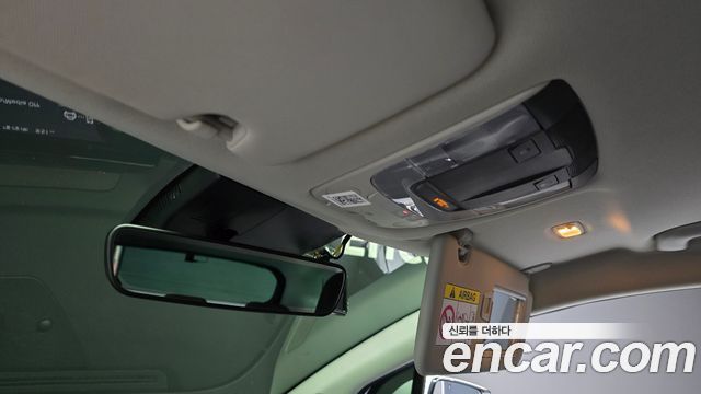 Kia Sportage (V) Diesel 2.0 2WD Nobleless 2024 — фото 20