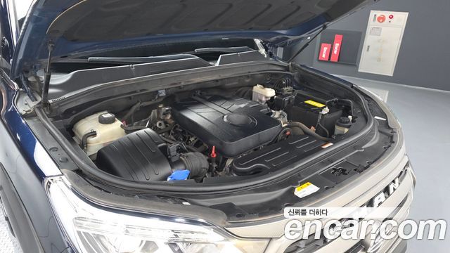 KG Mobility (SsangYong) Rexton Sports Khan Diesel 2.2 4WD Noblesse 2021 — фото 6