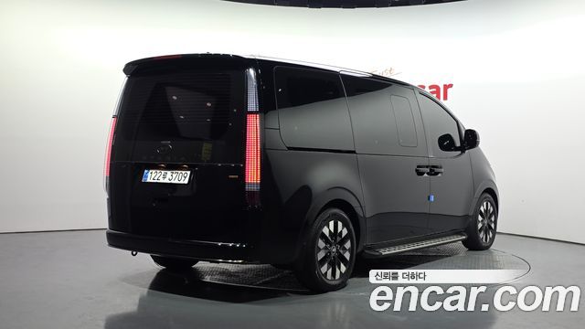 Hyundai Staria 4WD Lounge 9-Seater Inspiration 2025 — фото 2