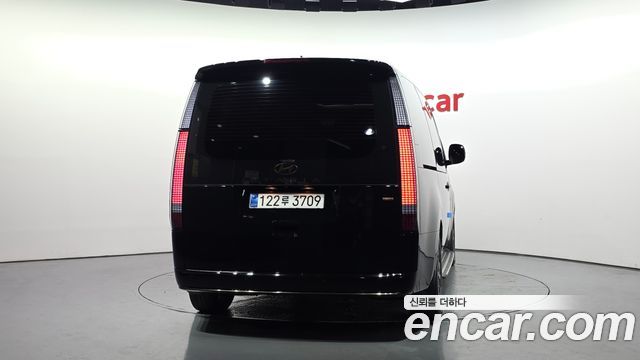 Hyundai Staria 4WD Lounge 9-Seater Inspiration 2025 — фото 4