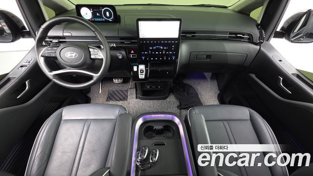 Hyundai Staria 4WD Lounge 9-Seater Inspiration 2025 — фото 7