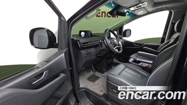 Hyundai Staria 4WD Lounge 9-Seater Inspiration 2025 — фото 10