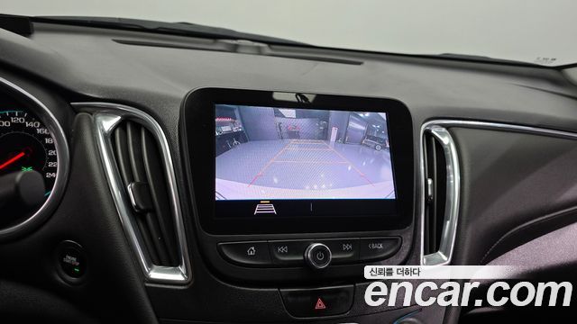 Chevrolet Malibu 1.3 Turbo LT Deluxe 2019 — фото 15