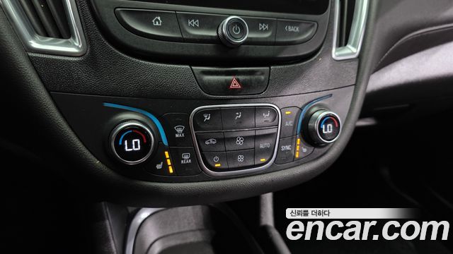 Chevrolet Malibu 1.3 Turbo LT Deluxe 2019 — фото 16
