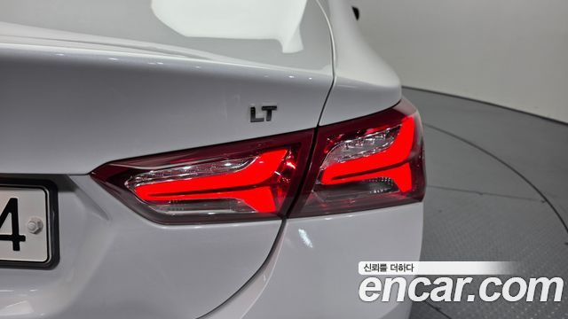 Chevrolet Malibu 1.3 Turbo LT Deluxe 2019 — фото 23