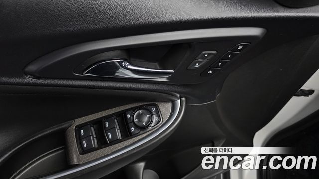 Chevrolet Malibu 1.3 Turbo LT Deluxe 2019 — фото 30