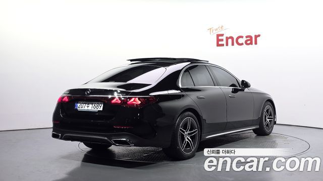 Mercedes-Benz E-Class (W214) E300 4MATIC AMG Line 2025 — фото 2