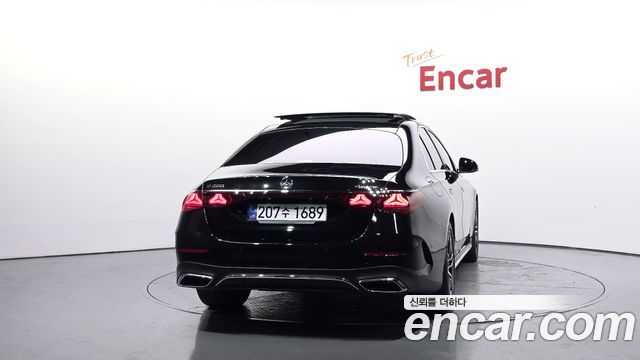 Mercedes-Benz E-Class (W214) E300 4MATIC AMG Line 2025 — фото 4
