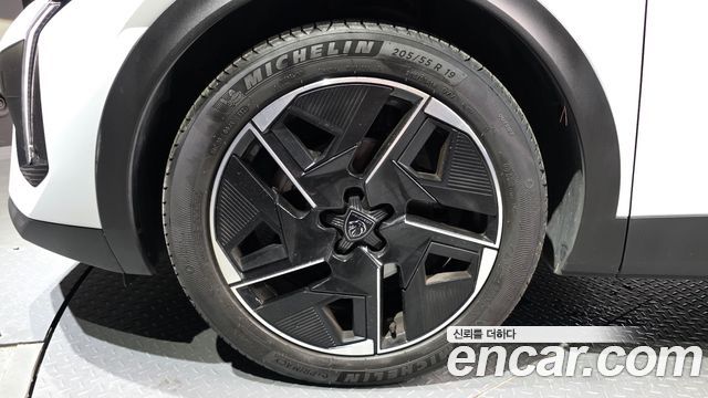 Peugeot 408 1.2 Pure Tech GT 2024 — фото 5