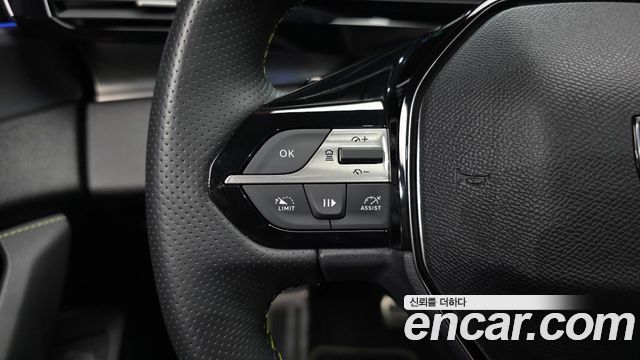 Peugeot 408 1.2 Pure Tech GT 2024 — фото 17