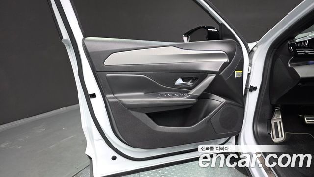 Peugeot 408 1.2 Pure Tech GT 2024 — фото 24