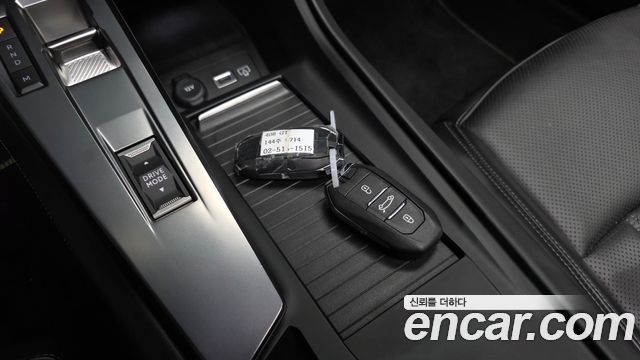 Peugeot 408 1.2 Pure Tech GT 2024 — фото 31