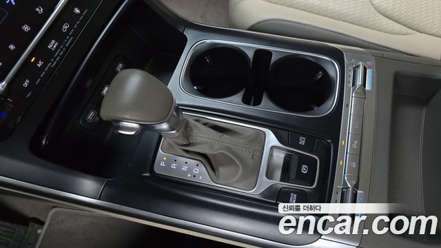 Kia Carnival (IV) Diesel 9-Seater Prestige 2021 — фото 9