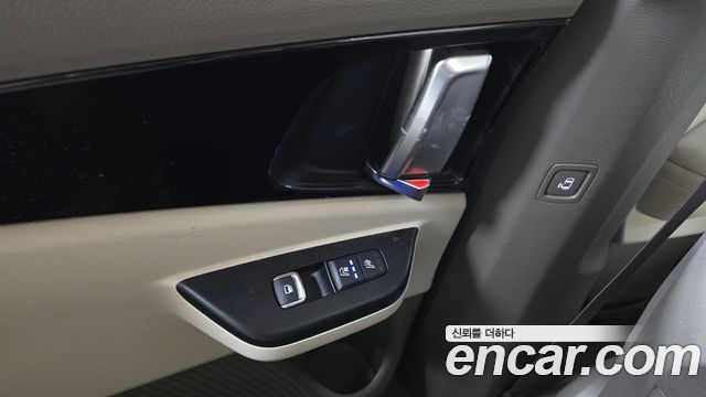 Kia Carnival (IV) Diesel 9-Seater Prestige 2021 — фото 29