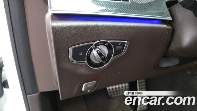 Mercedes-Benz CLS-Class (C257) CLS300d AMG Line 2019 — фото 20
