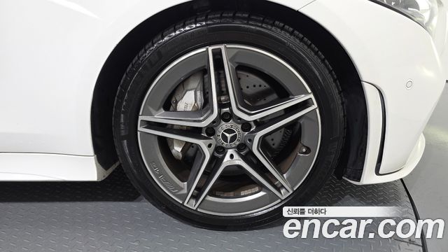 Mercedes-Benz CLS-Class (C257) CLS300d AMG Line 2019 — фото 21