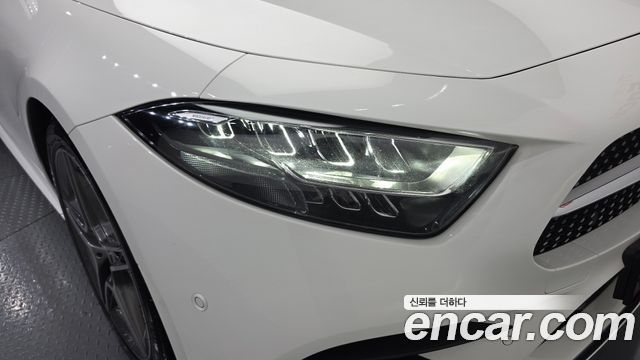 Mercedes-Benz CLS-Class (C257) CLS300d AMG Line 2019 — фото 22