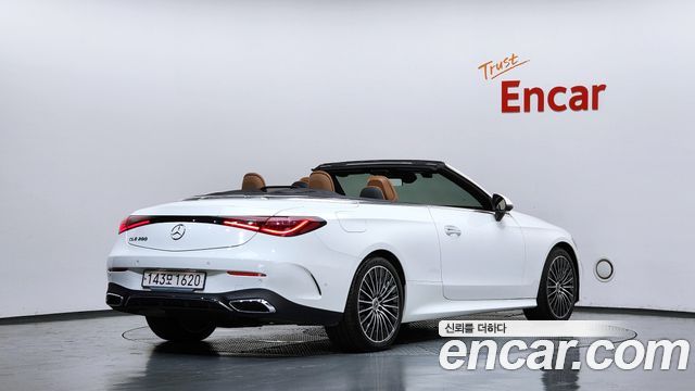 Mercedes-Benz CLE-Class (C236) CLE200 Cabriolet 2024 — фото 2