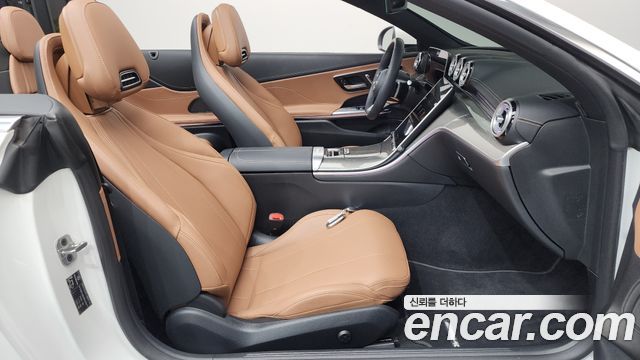 Mercedes-Benz CLE-Class (C236) CLE200 Cabriolet 2024 — фото 32