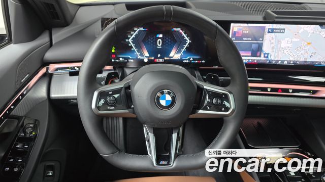 BMW 5 Series (G60) 530i xDrive M Sport 2025 — фото 12