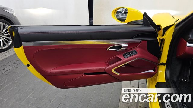 Porsche 718 Boxster 2.5 GTS 2020 — фото 24