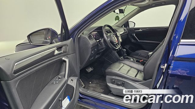 Volkswagen Tiguan (II) 2.0 TDI 4Motion Prestige 2018 — фото 10