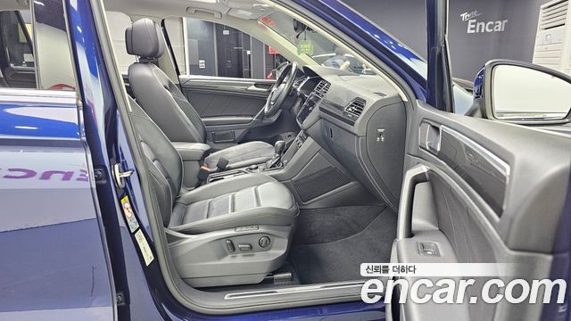 Volkswagen Tiguan (II) 2.0 TDI 4Motion Prestige 2018 — фото 11
