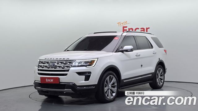 Ford Explorer 2.3 Limited 4WD 5th