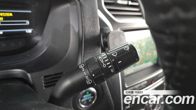 Ford Explorer 2.3 Limited 4WD 5th 2018 — фото 20