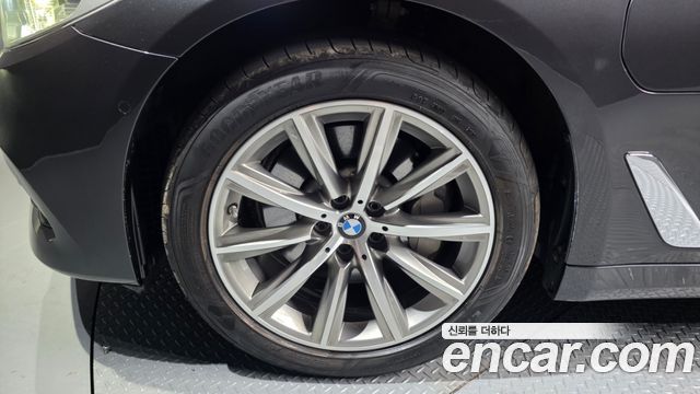 BMW 5 Series (G30) 530e Luxury 2020 — фото 5