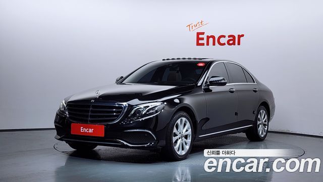 Mercedes-Benz E-Class (W213) E220d 4MATIC Exclusive 2019 — фото 1