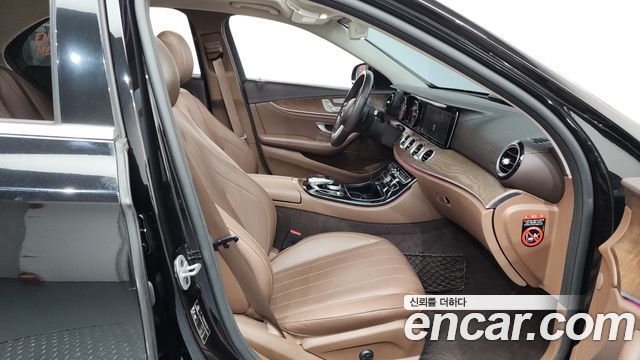 Mercedes-Benz E-Class (W213) E220d 4MATIC Exclusive 2019 — фото 26
