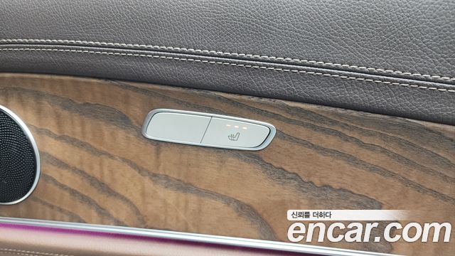 Mercedes-Benz E-Class (W213) E220d 4MATIC Exclusive 2019 — фото 32