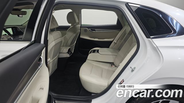 Hyundai Grandeur Hybrid (IG) Le Blanc 2022 — фото 12